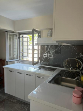 Apartment near Borsh Centre